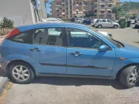 Usata Ford Focus 90 CV (66 kW) 2001 Bluazzurro Berlina