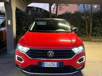 Usata VW T-Roc 150 CV (110 kW) 2022 Rosso SUV