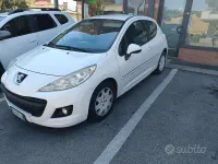 Usata Peugeot 207 73 CV (53 kW) 2012 Bianco Berlina