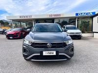 Usata VW T-Roc Life 150 CV (110 kW) 2023 Grigio SUV