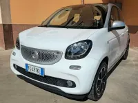 Usata Smart ForFour Passion 71 CV (52 kW) 2017 Bianco Utilitaria