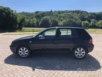 Usata VW Golf IV 101 CV (74 kW) 2004 Nero Berlina