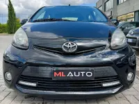 Usata Toyota Aygo Connect Style 68 CV (50 kW) 2013 Nero Utilitaria
