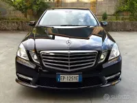 Gebraucht Mercedes E220 Avantgarde 170 PS (125 kW) 2012 Schwarz Limousine