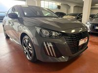 Usata Peugeot 208 Allure 101 CV (74 kW) 2025 Nero Utilitaria