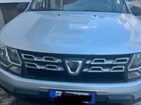 Usata Dacia Duster Lauréate 125 CV (91 kW) 2017 Grigio SUV