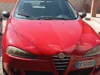 Usata Alfa Romeo 147 120 CV (88 kW) 2006 Rosso Utilitaria
