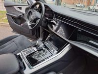 Usata Audi Q8 Sport 286 CV (210 kW) 2022 Grigio SUV