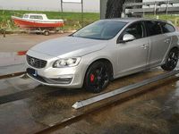 Usata Volvo V60 Kinetic 120 CV (88 kW) 2016 Grigio Station wagon