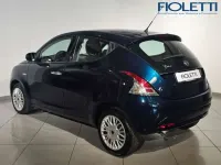 Usata Lancia Ypsilon Silver 95 CV (69 kW) 2018 Blu/azzurro Utilitaria