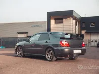 Usata Subaru Impreza 280 CV (205 kW) 2006 Grigio Berlina