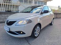 Usata Lancia Ypsilon Gold 69 CV (50 kW) 2015 Beige Utilitaria