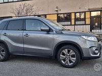 Usata Suzuki Vitara 111 CV (81 kW) 2019 Grigio SUV