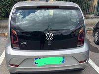 Usata VW up! Beats 65 CV (47 kW) 2021 Grigio Utilitaria