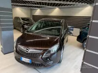 Usata Opel Zafira Tourer 150 CV (110 kW) 2013 Marrone Monovolume