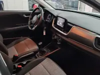 Usata Kia Stonic Urban 101 CV (74 kW) 2023 Bianco SUV