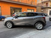 Usata Renault Captur Intens 116 CV (85 kW) 2021 Grigio SUV