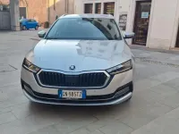 Usata Skoda Octavia Executive 150 CV (110 kW) 2023 Argento Station wagon