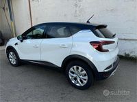 Usata Renault Captur Intens 101 CV (74 kW) 2021 Bianco SUV