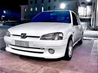 Usata Peugeot 106 101 CV (74 kW) 1996 Bianco Utilitaria
