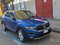Usata VW T-Roc 116 CV (85 kW) 2019 Bluazzurro SUV