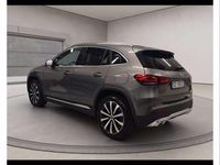 Usata Mercedes GLA200 Premium 150 CV (110 kW) 2021 Grigio artense SUV