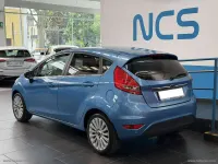 Usata Ford Fiesta Titanium 82 CV (60 kW) 2009 Blu/azzurro Berlina