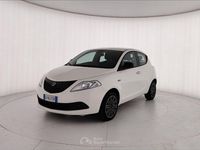 Usata Lancia Ypsilon Gold 69 CV (50 kW) 2024 Bianco Utilitaria
