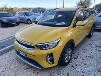 Usata Kia Stonic Style 84 CV (61 kW) 2022 Giallo SUV