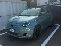 Usata Fiat 500e Icon 42 kW (58 CV) 2020 Blu/azzurro Cabrio