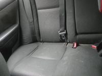 Usata Toyota Avensis 116 CV (85 kW) 2005 Grigio Berlina