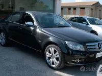 Usata Mercedes C220 Avantgarde 170 CV (125 kW) 2007 Nero Berlina