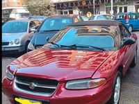 Usata Chrysler Stratus 132 CV (97 kW) 1997 Rosso Cabrio
