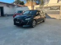Usata Peugeot 208 Active 75 CV (55 kW) 2020 Nero Utilitaria
