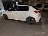 Usata Peugeot 208 102 CV (75 kW) 2023 Bianco Utilitaria