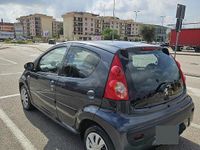 Usata Peugeot 107 68 CV (50 kW) 2007 Grigio Utilitaria