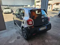 Usata Smart ForFour Passion 71 CV (52 kW) 2016 Nero Utilitaria