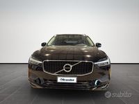 Usata Volvo XC60 Momentum 197 CV (144 kW) 2021 Nero SUV