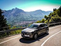 Nuova Alfa Romeo Tonale Sprint 131 CV (96 kW) 2025 Blu misano SUV