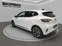 Używany Renault Clio V Techno 91 KM (66 kW) 2024 Biały Sedan/Limuzyna