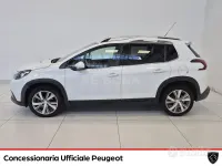 Usata Peugeot 2008 100 CV (73 kW) 2017 Bianco SUV