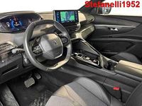 Usata Peugeot 5008 Allure 131 CV (96 kW) 2024 Gris artense SUV