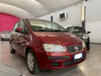 Usata Fiat Idea 77 CV (56 kW) 2010 Rosso Monovolume