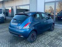 Usata Lancia Ypsilon Silver 69 CV (50 kW) 2023 Blu/azzurro Utilitaria