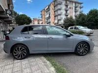 Usata VW Golf VIII Life 131 CV (96 kW) 2021 Grigio Berlina
