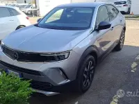 Usata Opel Mokka Elegance 101 CV (74 kW) 2022 Grigio SUV