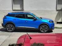 Usata Peugeot 2008 101 CV (74 kW) 2022 Bluazzurro SUV
