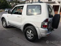 Usata Mitsubishi Pajero 165 CV (121 kW) 2000 Grigio SUV