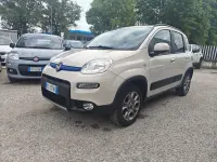 Usata Fiat Panda 4x4 Climbing 95 CV (69 kW) 2016 Beige Utilitaria