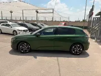 Usata Peugeot 308 Allure 131 CV (96 kW) 2024 Verde Berlina